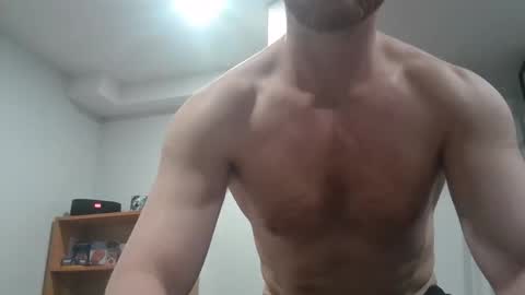 Snapshot of faizerback chatting on May 2, 8:36 pm so horny make me cum online show from May 2, 8:36 pm