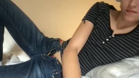 Snapshot of fakenshitsis chatting on November 20, 5:45 pm Haydee online show from November 20, 5:45 pm