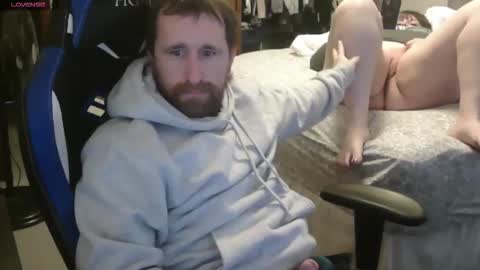 falcn2001 online show from February 13, 5:53 pm