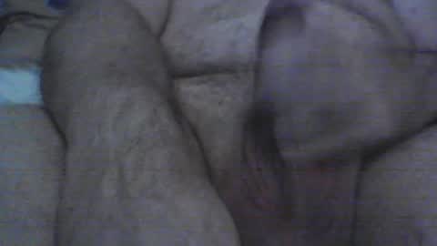 Snapshot of falco8305 chatting on July 19, 7:39 pm falco8305 online show from July 19, 7:39 pm