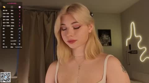 Emilia online show from November 2, 4:26 am