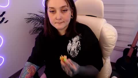 Snapshot of fallenag__ chatting on November 2, 2:03 am OF fallenag 1 online show from November 2, 2:03 am