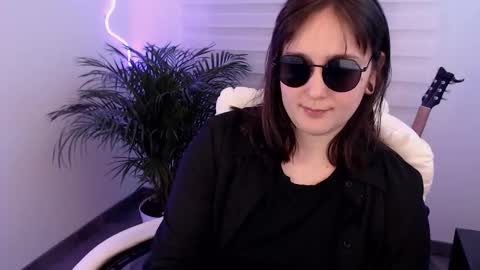 Snapshot of fallenag__ chatting on December 3, 2:41 am OF fallenag 1 online show from December 3, 2:41 am