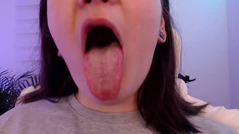 Snapshot of fallenag__ chatting on December 4, 5:50 am OF fallenag 1 online show from December 4, 5:50 am