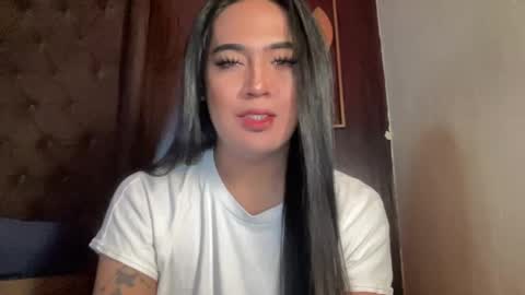 Snapshot of fallon_empress chatting on May 6, 2:08 am callmecindy online show from May 6, 2:08 am