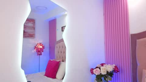 Snapshot of fancy_vixen chatting on May 22, 5:03 am FANCY online show from May 22, 5:03 am