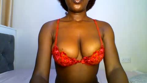 Snapshot of fancyfingers_ chatting on July 20, 3:54 am fancyfingers1 online show from July 20, 3:54 am