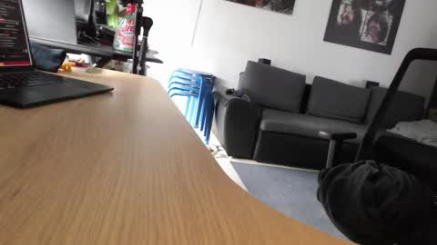 fandedanny online show from September 16, 7:42 am