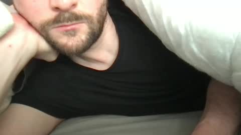 Snapshot of fantacyland chatting on February 3, 10:25 am Alex online show from February 3, 10:25 am