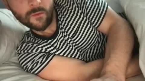 Snapshot of fantacyland chatting on October 17, 8:06 am Alex online show from October 17, 8:06 am