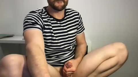 Snapshot of fantacyland chatting on November 12, 3:23 pm Alex online show from November 12, 3:23 pm