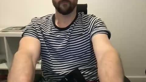 Snapshot of fantacyland chatting on November 15, 6:15 pm Alex online show from November 15, 6:15 pm