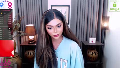 Snapshot of fantacyoflove chatting on January 24, 12:42 am YASI online show from January 24, 12:42 am