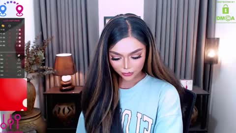 Snapshot of fantacyoflove chatting on January 28, 2:32 am YASI online show from January 28, 2:32 am