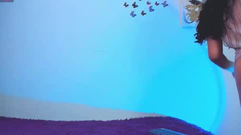 Ale online show from September 19, 9:59 pm