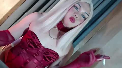 DANIELLA - DONT FORGET TO GIVE ME A THUMBSU UP online show from February 10, 12:04 am