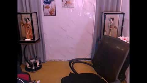 YOUR DOMINA KRISTINE online show from December 19, 6:59 pm