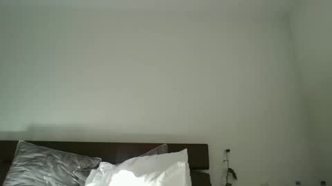 Snapshot of fantasycreampuff666 chatting on May 6, 10:04 pm fantasycreampuff666 online show from May 6, 10:04 pm
