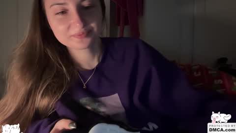 Ella online show from March 5, 5:47 am