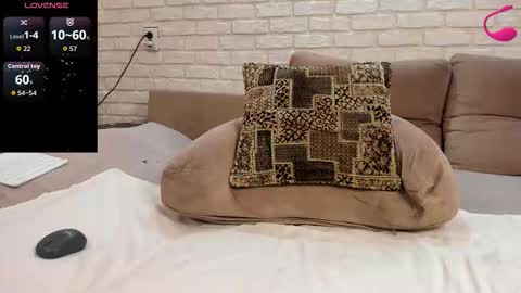 farah online show from December 14, 10:09 am