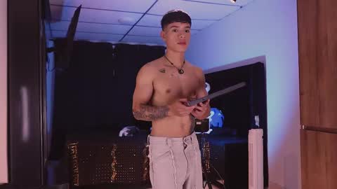 farid_jake_ online show from October 19, 10:54 pm