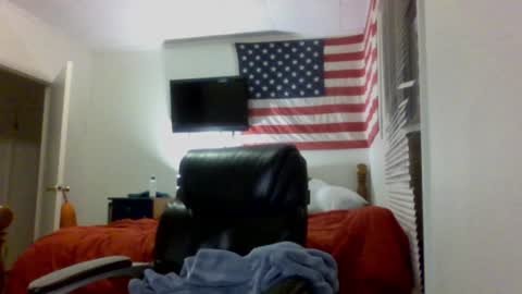 Snapshot of farmboy2398 chatting on January 10, 11:39 pm farmboy2398 online show from January 10, 11:39 pm