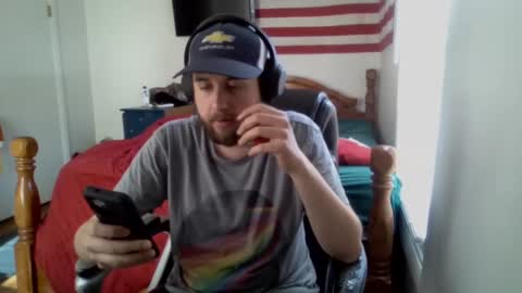 Snapshot of farmboy2398 chatting on February 21, 5:42 pm farmboy2398 online show from February 21, 5:42 pm