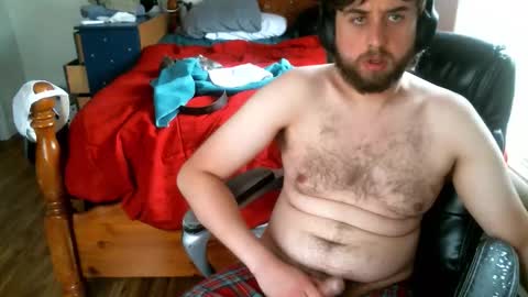 farmboy2398 online show from March 11, 4:57 pm