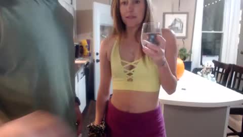 Snapshot of farmgirl__ chatting on October 6, 11:46 pm FarmGirl and Daddy online show from October 6, 11:46 pm