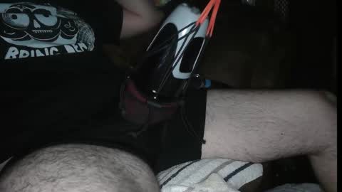 Snapshot of farty_sluts chatting on September 11, 9:20 am farty_sluts online show from September 11, 9:20 am