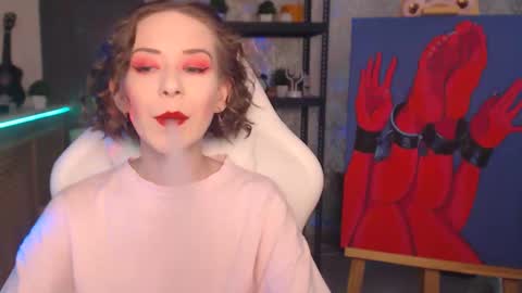 Fascinating   Eyes online show from February 8, 9:29 pm