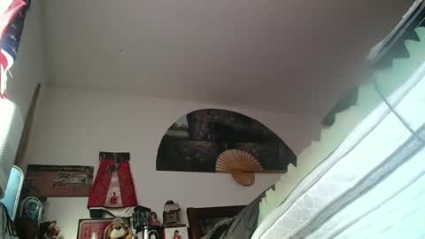 Snapshot of fastball15400 chatting on February 24, 10:47 pm fastball15400 online show from February 24, 10:47 pm