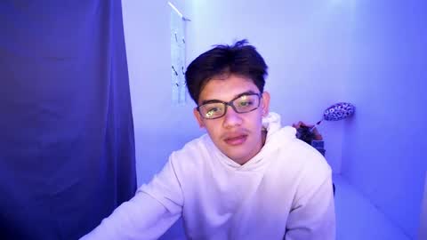 fastfucker_22 online show from March 8, 4:34 am