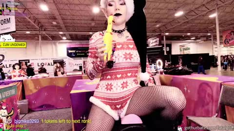 Snapshot of fatalgoth chatting on December 8, 6:17 pm Lily Waifu online show from December 8, 6:17 pm