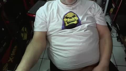 Snapshot of fatdaddycam chatting on February 3, 5:51 am Fat Daddy online show from February 3, 5:51 am