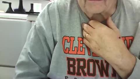 Snapshot of fatdickad chatting on January 6, 9:24 am fatdickad online show from January 6, 9:24 am