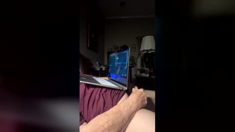 Snapshot of fatdickad chatting on February 5, 7:46 am fatdickad online show from February 5, 7:46 am