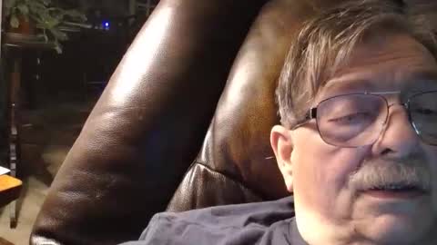 Snapshot of fatdickad chatting on February 15, 11:08 am fatdickad online show from February 15, 11:08 am