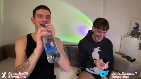 Jenix Maximoff   online show from March 4, 10:05 pm