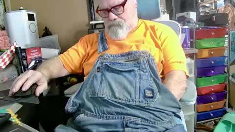 Fred. online show from March 4, 9:32 pm