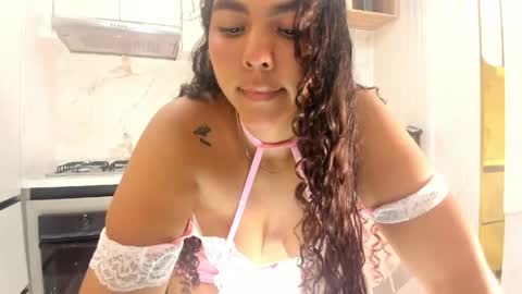 Snapshot of fatima_senghor chatting on June 5, 8:58 pm Zoe online show from June 5, 8:58 pm