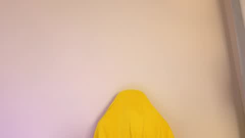 Snapshot of fatinsey chatting on August 3, 9:15 am Tina online show from August 3, 9:15 am
