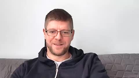 Snapshot of fattenmenow chatting on November 16, 12:33 pm fattenmenow online show from November 16, 12:33 pm