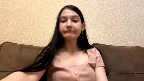 Aurora 18yo online show from February 8, 9:56 am
