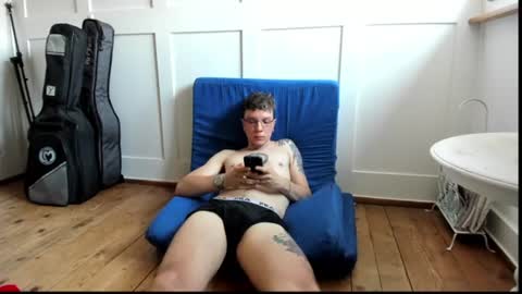 fausto896098 online show from June 26, 1:48 pm