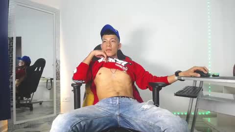 Snapshot of favel_gomez7 chatting on January 14, 5:30 am Favel Gomez online show from January 14, 5:30 am