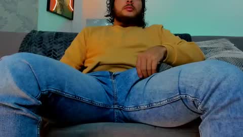 Snapshot of favid95 chatting on October 24, 12:56 pm favid95 online show from October 24, 12:56 pm