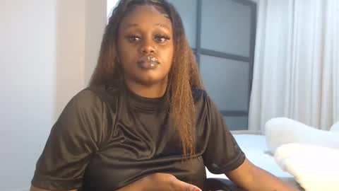 PRETTY online show from December 14, 2:45 am