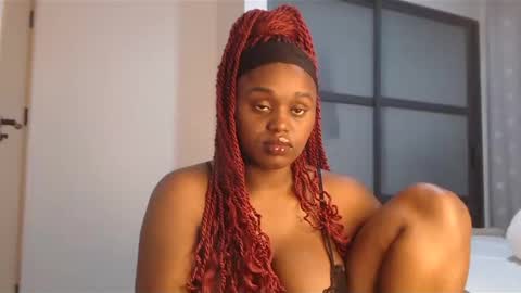 PRETTY online show from January 7, 1:49 am