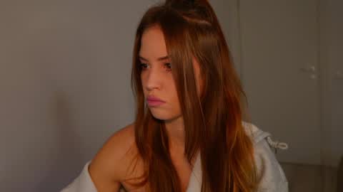 Snapshot of fazeyj chatting on December 2, 7:03 am FazeyJ online show from December 2, 7:03 am